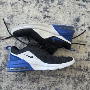 Nike Kids Black and White Sneakers with Blue Highlights